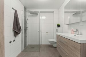 Ebenerdige Dusche nachrüsten - welche Kosten kommen auf mich zu?