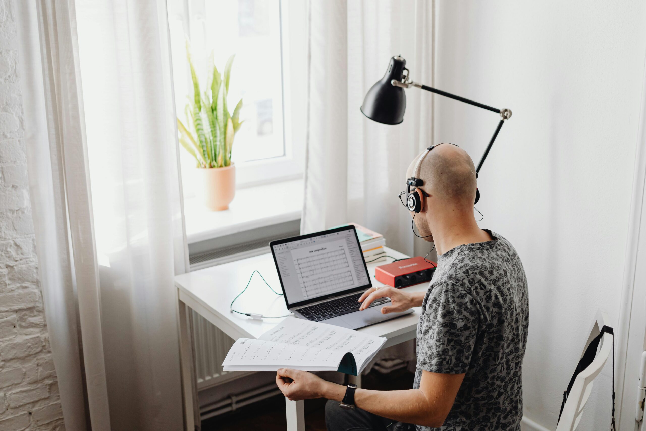 Welche Schreibtischlampe ist die beste für Augenschutz?