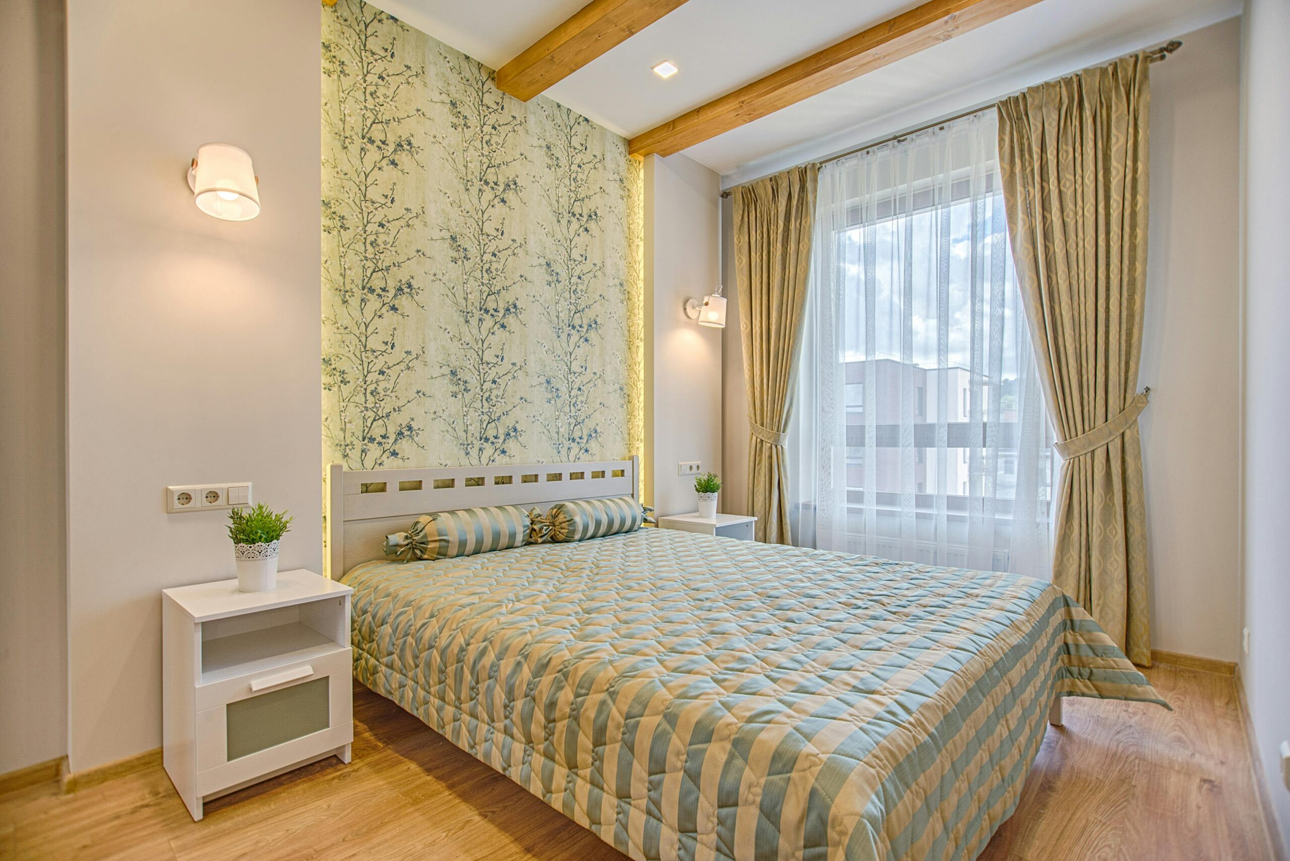 Welche Pflanzen sind ideal für ein sonniges Schlafzimmer?
