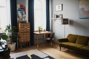 Dachfensterrollo hängt durch: Welche Reparaturen möglich sind